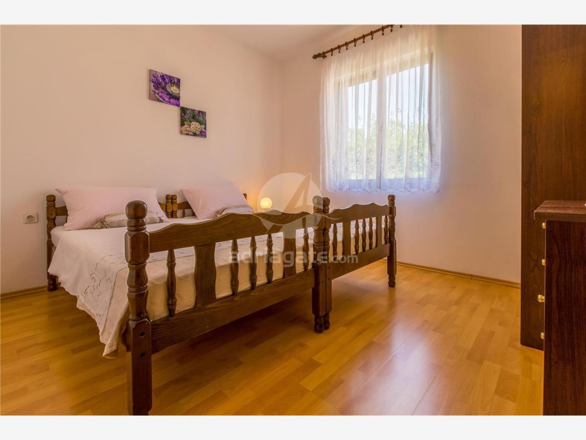 Apartments Dora Selce Exterior photo
